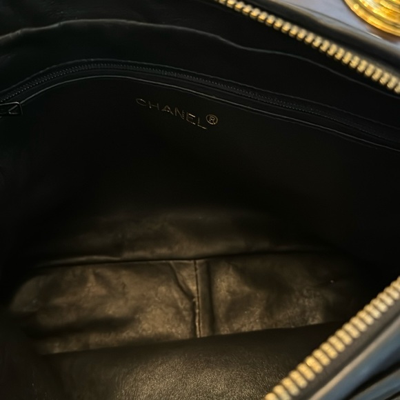 Vintage Chanel Chevron Medium Lambskin Camera Bag by Karl Lagerfeld - Picture 7 of 9